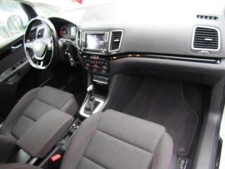 Volkswagen Sharan (2017) 2. 0 TDI 135kW DSG TOP QUALITY - náhled 13