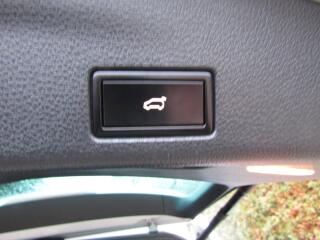 Volkswagen Sharan (2017) 2. 0 TDI 135kW DSG TOP QUALITY - náhled 22