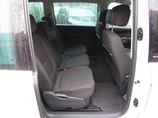 Volkswagen Sharan (2017) 2. 0 TDI 135kW DSG TOP QUALITY - náhled 23