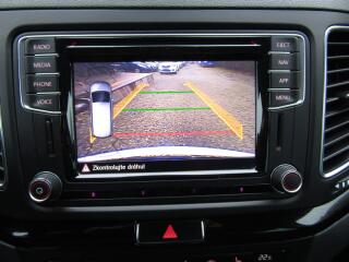 Volkswagen Sharan (2017) 2. 0 TDI 135kW DSG TOP QUALITY - náhled 36