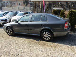 Škoda Octavia (2017) RS 2.0TSI 180kW DSG - náhled 4
