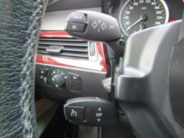 BMW Řada 5 (2006) 3.0D X-DRIVE 170kW - náhled 31