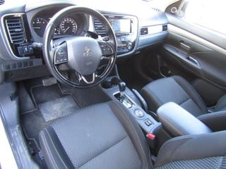 Mitsubishi Outlander (2016) 2.2D 110kW AUT 4X4 - náhled 13