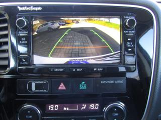 Mitsubishi Outlander (2016) 2.2D 110kW AUT 4X4 - náhled 37