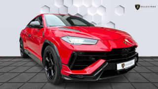 Lamborghini Urus Performante / Karbon / Zruka