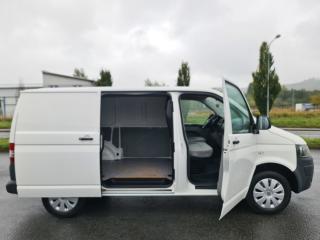 Volkswagen Transporter T5 2.0 TDi 3-MSTA PARDUBICE