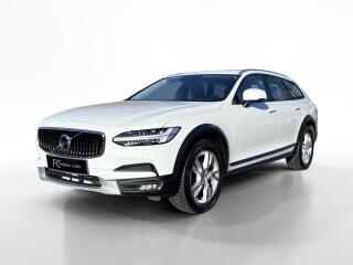 Volvo V90 CrossCountry T5 AWD // + kola