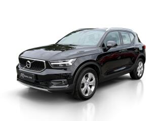 Volvo XC40 T2 FWD // CORE // PANORAMA