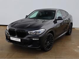 BMW X6 M50i