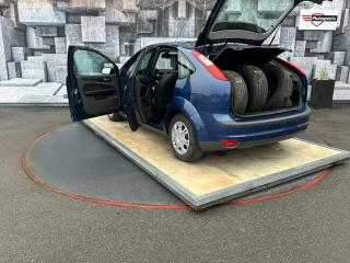 Ford Focus (2007) 1.8i, 92KW - náhled 9