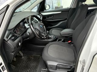 BMW Řada 2 (2017) 220i GT, 141KW, 7 MÍST - náhled 21