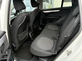 BMW Řada 2 (2017) 220i GT, 141KW, 7 MÍST - náhled 22