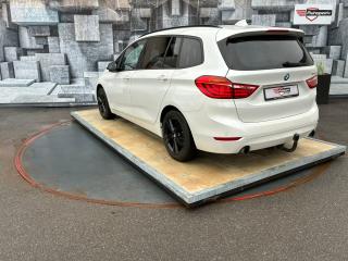 BMW Řada 2 (2017) 220i GT, 141KW, 7 MÍST - náhled 8