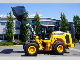 Hyundai HL940A weeled loader