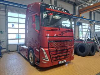 Volvo FH 500 LOWDECK - pln� v�bava