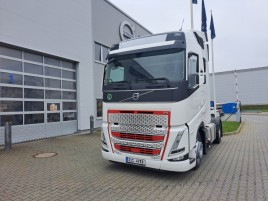 Volvo FH500 - NOV M., mezin. spojlr