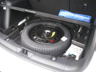 Ford Kuga (2025) ST-Line X 2.5(HEV),140 kW, 4x4 - náhled 14