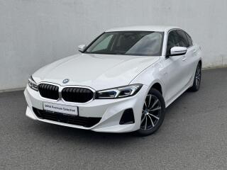 BMW 330e xDrive Sedan Ta�n�