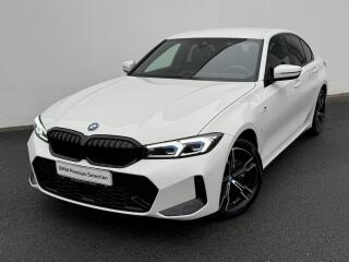BMW 330e xDrive Sedan Mpaket