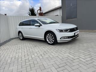 Volkswagen Passat 2.0 TDI HIGHLINE DPH 1.maj �R