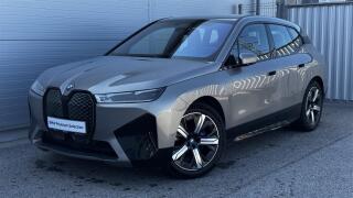 BMW iX xDrive40 1.Majitel �R DPH