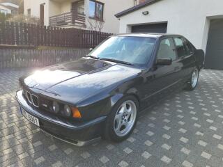 BMW M5 E34 - EDICE N�RBURGRING
