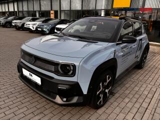 Renault 4 E-TECH Techno 150 comfort range