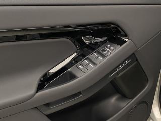 Land Rover Range Rover Evoque P270e DYNAMIC SE AWD AUT - náhled 25