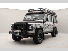 Land Rover Defender WORKS V8 TROPHY II 1 z 25