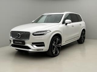 Volvo XC90 B5 AWD ULTIMATE REZERVACE
