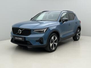 Volvo XC40 B3 DARK PLUS AUT CZ 1. maj.