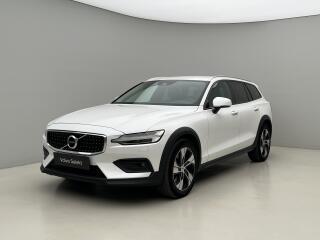 Volvo V60 CC B5 AWD PRO AUT