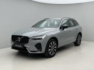 Volvo XC60 B4 AWD DARK PLUS CZ 1. maj.