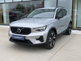 Volvo XC40 B4 PLUS DARK Aut REZERVACE