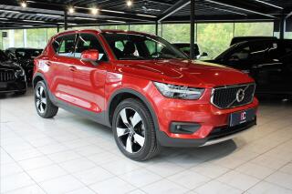 Volvo XC40 D4 AWD Momentum PilotAs/360�/P