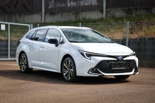 Toyota Corolla TS 1.8. Hybrid Style skladem