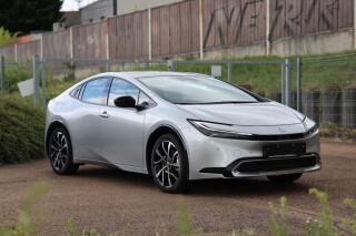 Toyota Prius PHEV Prestige - ak�n� cena