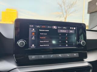 Hyundai Grand Santa Fe 2.2 CRDI/145kW Premium AT 4x4 - náhled 17