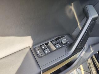 Hyundai Grand Santa Fe 2.2 CRDI/145kW Premium AT 4x4 - náhled 31