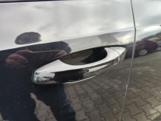 Škoda Fabia 1.2 HTP/47kW Elegance - náhled 11