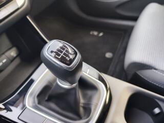 Hyundai i30 1.5i/71kW Comfort 16 - náhled 21