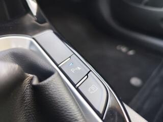 Hyundai i30 1.5i/71kW Comfort 16 - náhled 22