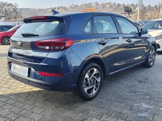 Hyundai i30 1.5i/71kW Comfort 16 - náhled 5
