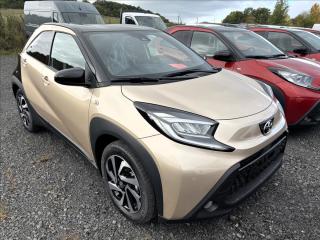 Toyota Aygo 1.0   X Style Tech Vision MT