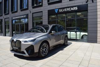 BMW iX iX40xD/pano/360