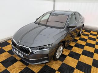 �koda Octavia 1.5eTsi*110kw*CZ*DPH*1-MAJ*