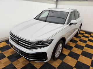 Volkswagen Touareg 3.0Tdi*1-MAJ*DPH*ELEGANCE*
