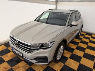 Volkswagen Touareg 3.0Tdi*1MAJ*DPH*LED*ACC*VZDUCH
