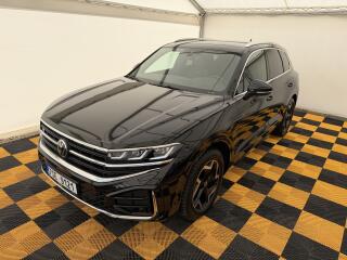 Volkswagen Touareg 3.0Tdi*1-MAJ*DPH*HUD*R-LINE*