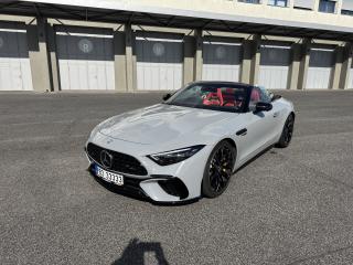 Mercedes-Benz SL 63AMG,4MATIC+,ZRUKA,MAX VBA.